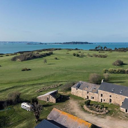 La Ferme Du Golf, Gite Atypique Et Artistique Lancieux Ngoại thất bức ảnh