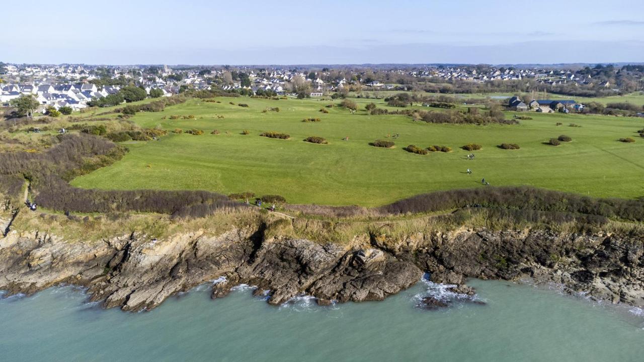 La Ferme Du Golf, Gite Atypique Et Artistique Lancieux Ngoại thất bức ảnh