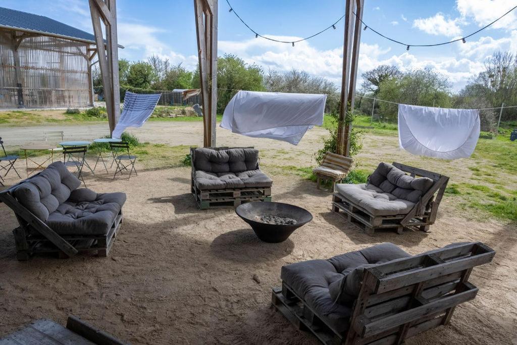 La Ferme Du Golf, Gite Atypique Et Artistique Lancieux Ngoại thất bức ảnh