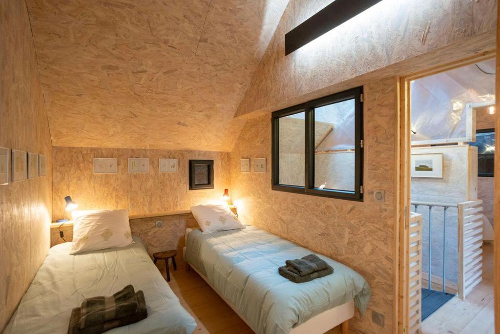 La Ferme Du Golf, Gite Atypique Et Artistique Lancieux Ngoại thất bức ảnh